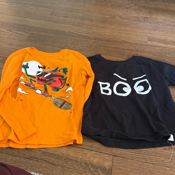 Set of 2 Halloween shirts - Picture 1 of 1